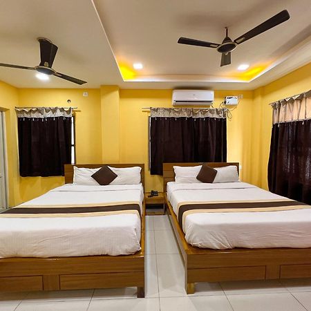 Le Hotel Host Tiruchirappalli ภายนอก รูปภาพ