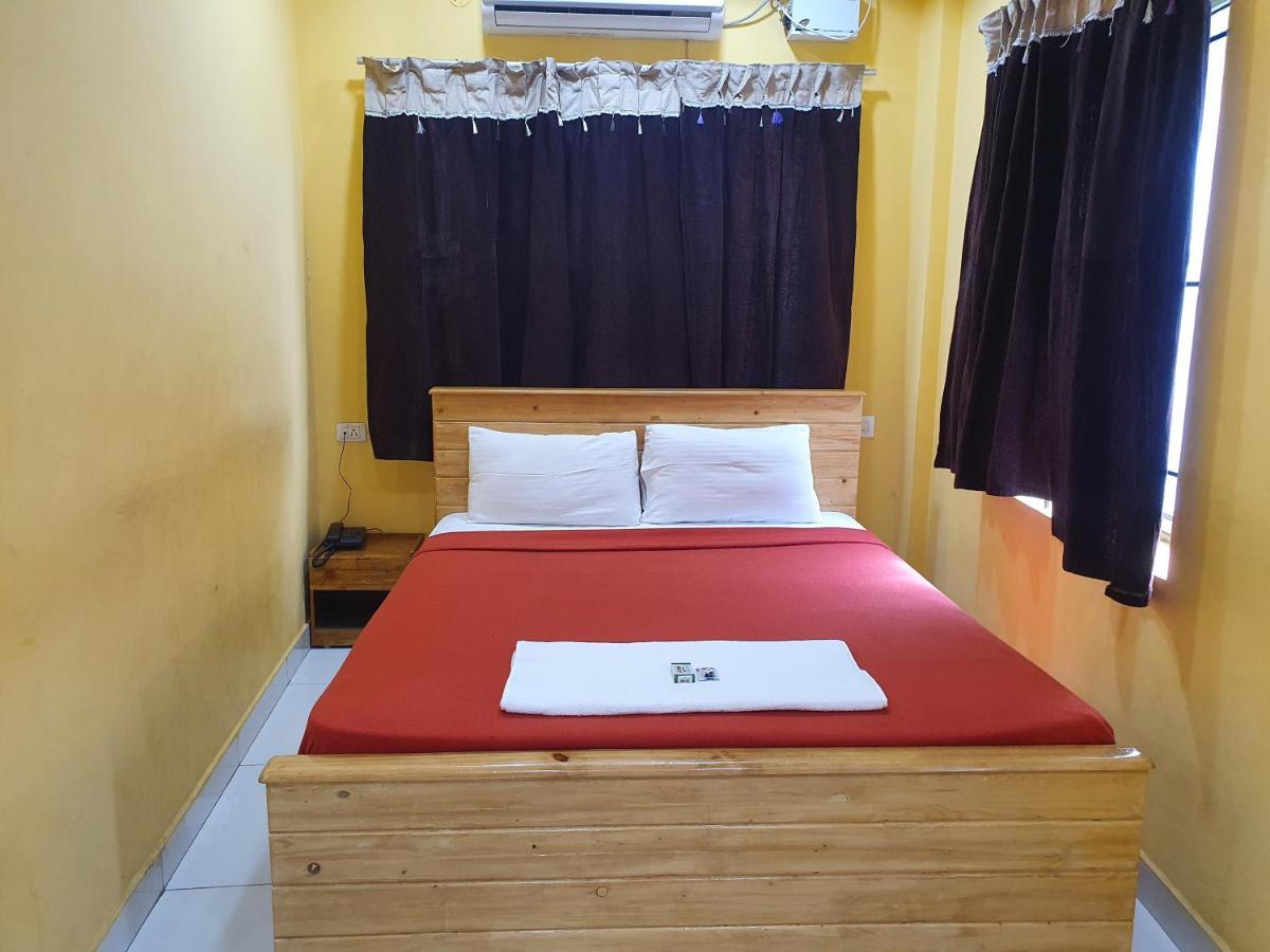 Le Hotel Host Tiruchirappalli ภายนอก รูปภาพ